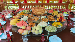 How Uygur Families Celebrate Weddings and Festivals