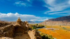 Exploring the Border Town of Tashkurgan: Home of the Tajiks