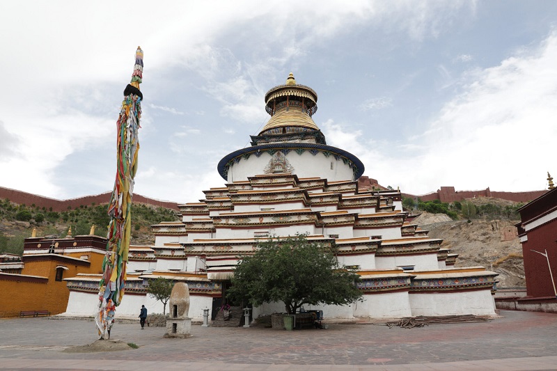 Kumbum Stupa