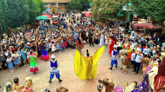 Islam in Xinjiang: Mosques, Faith, and Traditions