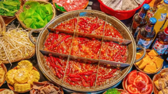 Chengdu Nightlife Guide: Hotpot, Bars, and Tea Houses