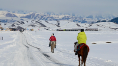 Xinjiang Winter Travel Guide: Ice, Snow, and Desert Adventures