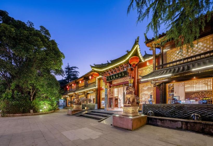 Lijiang Duofu Resort