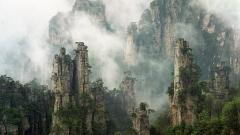 7-Day China Tour: Zhangjiajie Avatar Mountains, Changsha & Hong Kong