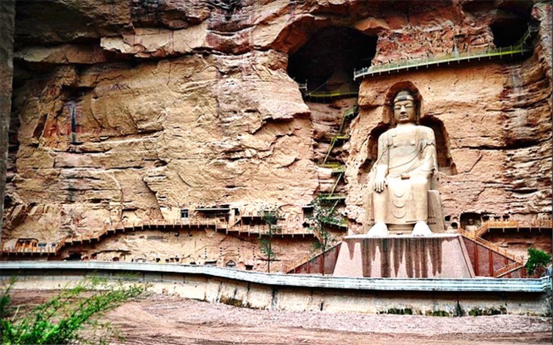 9 Days Silk Road Tour from Urumqi to Lanzhou by Bullet Train