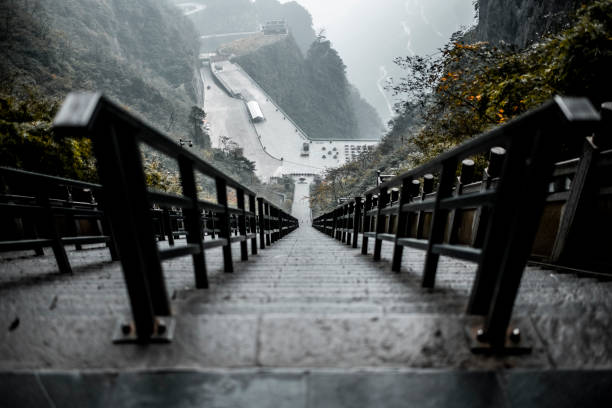 7-Day China Tour: Zhangjiajie Avatar Mountains, Changsha & Hong Kong