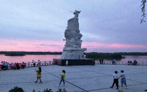 54beeb70a954b23b3d72530a416c82c3