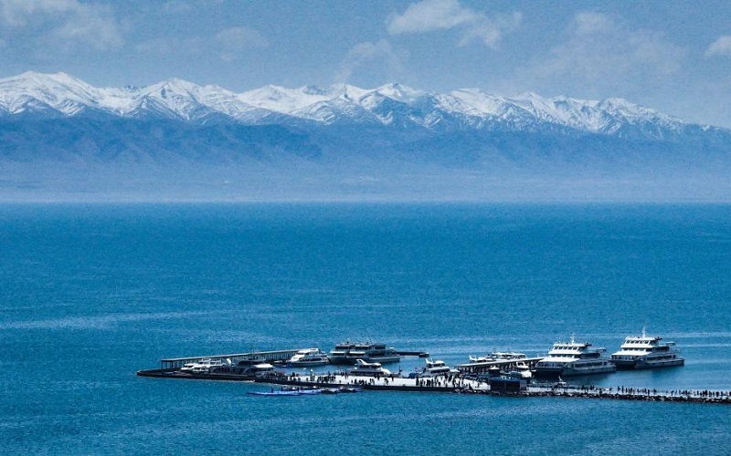 10-Day Tour to Explore the Mysterious Northwest China: Qinghai Lake+Mogao Caves, and More