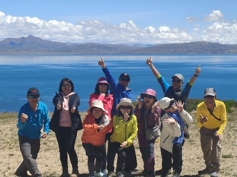 13-Day Tibet Peach Blossom Tour: Bomi, Nyingchi, Lhasa, Namtso & EBC