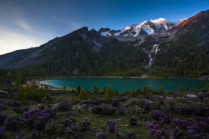 3-Day Western Sichuan Tour: Siguniang, Danba, Moshi Park, Yala Snow Mountain & More