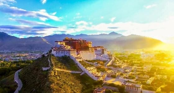 Tibet Luxury Journey: Discover the Roof of the World with China Dragon Travel