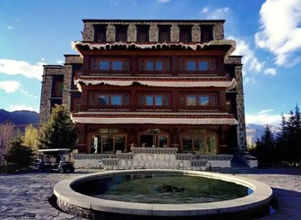 Lhasa Hotel Exterior & Interior