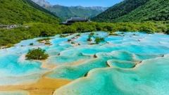 5-Day Chengdu Panda, Huanglong & Jiuzhaigou Tour