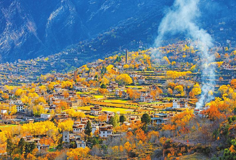 8 Days Western Sichuan Tour: Wolong Panda Reserve, Siguniang, Xinduqiao, Yading & More