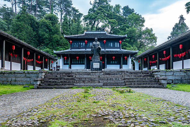 7-Day China Tour: Zhangjiajie Avatar Mountains, Changsha & Hong Kong