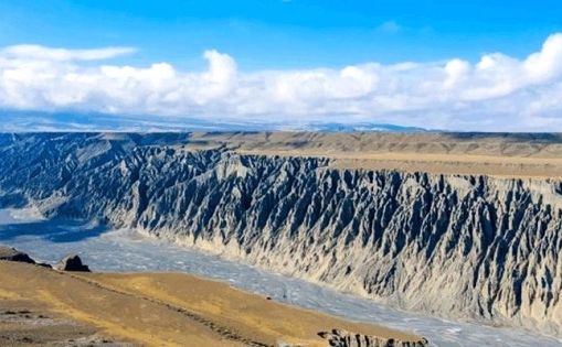 Decoding Duku Highway’s Altitude: Experience the Altitude Magic of Four Seasons in One Day