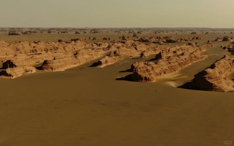 Six Days in Gobi Waterland and Seven-Colored Danxia, Badain Jaran Desert