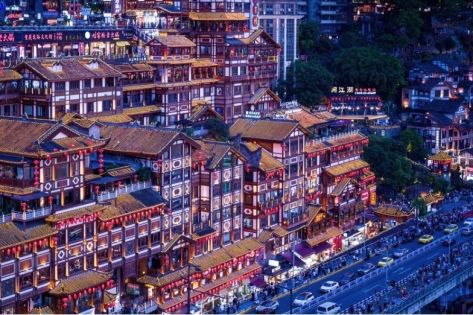 When is the Best Time to Visit Chongqing? Experience the Romantic 3D Mountain City in Spring and Autumn