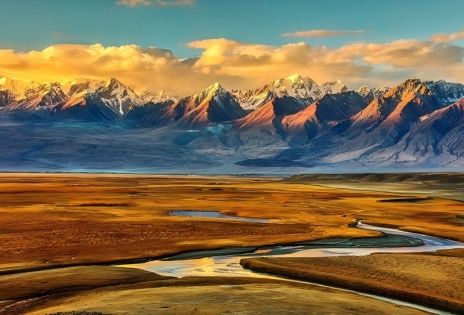 In-Depth Guide to China’s Peak Travel Season - Tibet & Xinjiang at a Glance