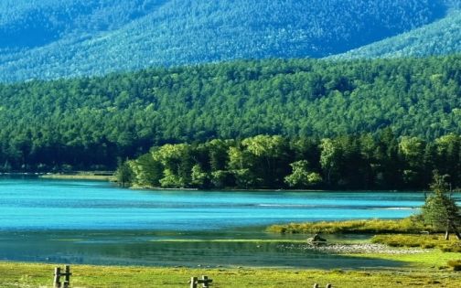 Kanas Travel Guide: Tickets & Shuttle Buses Explained+ Best Route for Three Bays & Kanas Lake + Winter Transport Tips