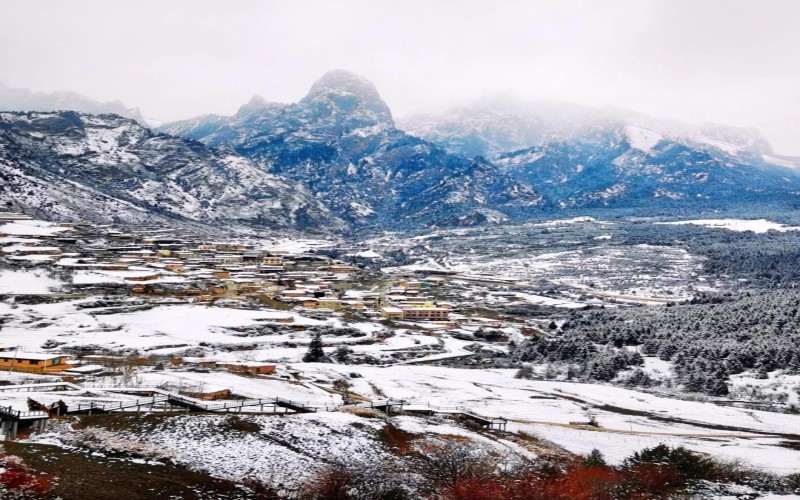 10-DAY Winter Gannan–Aba Loop: Snowy Plateau Adventure & Tibetan Culture Highlights