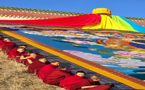 A Complete Travel Guide to the Gannan Buddha Unveiling Festival: A Winter Pilgrimage Worth Experiencing Once in a Lifetime