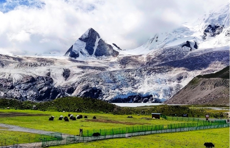 8-Day Tibet Adventure: Lhasa Highlights & Sapu Sacred Mountain(5-star hotels in Lhasa)