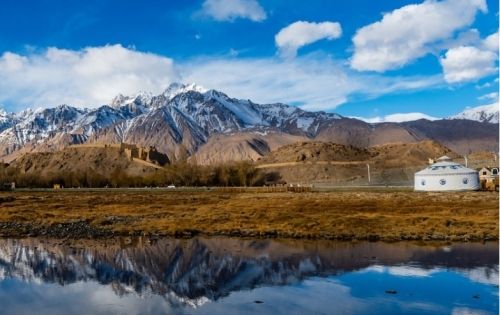 Travel Guide | A Climate Guide for Spring Wandering in the Western Regions