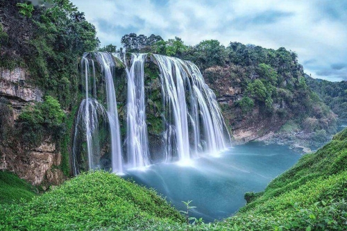 Huangguoshu Waterfall