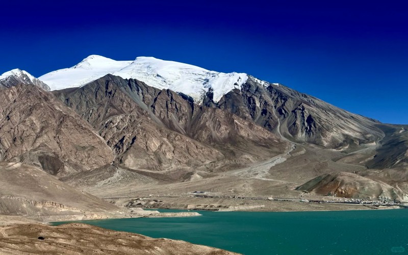 10-Day Deep Dive into the Pamir Plateau in Southern Xinjiang