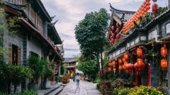 Lijiang September Weather: Savor the Ancient Town’s Charm Under Azure Skies & Fluffy Clouds