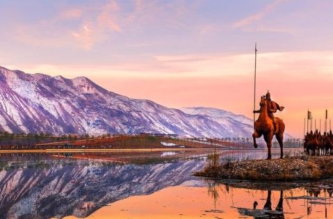 Wandering the Plateau Pearl: Qinghai Xining Altitude of 2,200 Meters