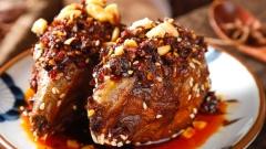 A Deep Dive into Chengdu Famous Dish - Rabbit Head: A Must-Try Flavor Icon for Travelers