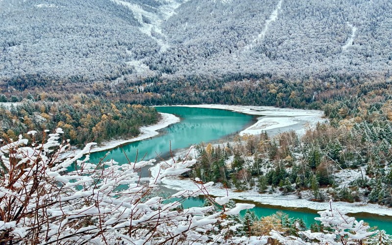 11 Day Tour[Winter Limited] Drunken Beauty Xinjiang Ice and Snow Kanas Fairy Tale New Vision