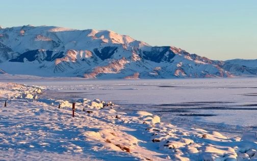 到赛里木湖了 怎么长得跟冰岛似的_6_沐阳_来自小红书网页版