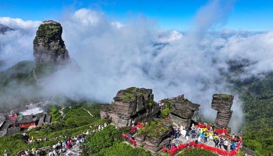 Guizhou Fanjing Mountain Guide: Exploring the Cloudy Sky City