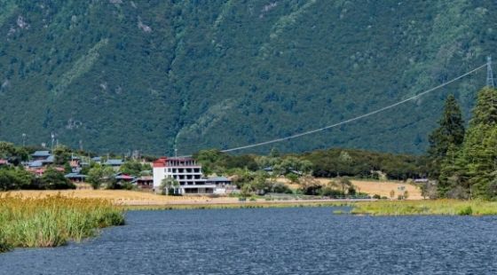 Tibet December Travel Guide: 8-Day Tour Covering Nyingchi, Lhasa & Shigatse