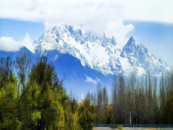 Jade Dragon Snow Mountain