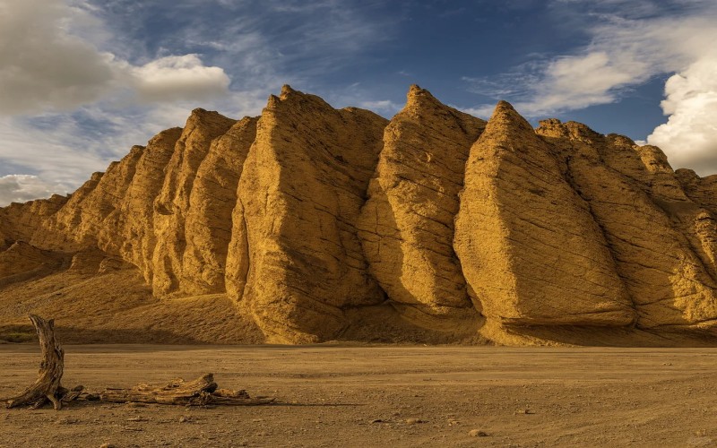 Silk Road Wonderland: Qinghai-Gansu Grand Loop 12-Day Tour
