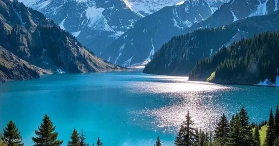 Heavenly Lake of Tianshan