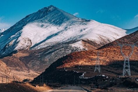 Follow the Map to Explore the Breathtaking Wonders of Sichuan-Tibet