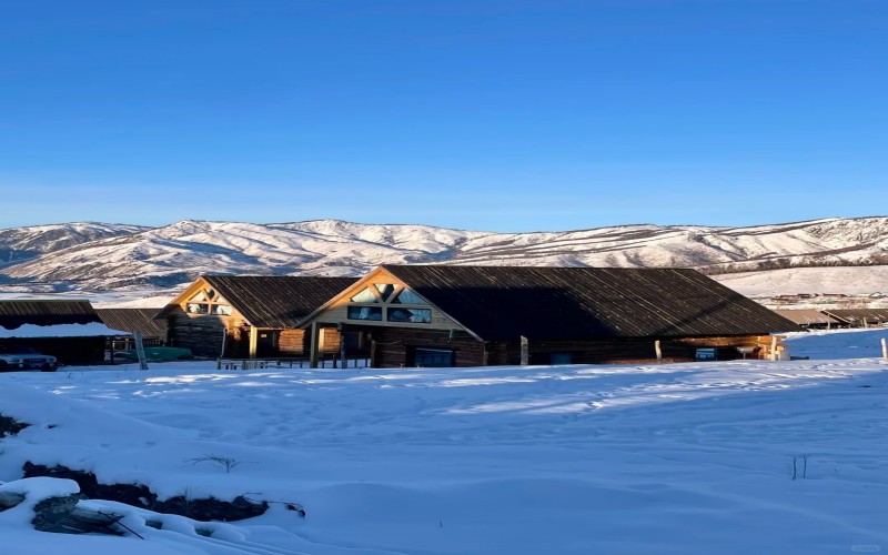 11 Day Tour[Winter Limited] Drunken Beauty Xinjiang Ice and Snow Kanas Fairy Tale New Vision