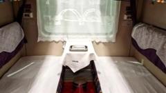 Qinghai-Tibet Railway Soft Sleeper: Comfortable "Sky Road" Experience & Practical Tips