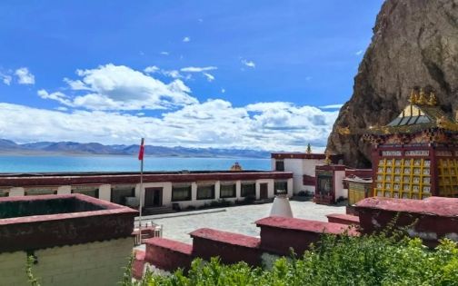 Tashi Dor Monastery: The Millennium Echo of Tibetan Faith by Namtso Lake