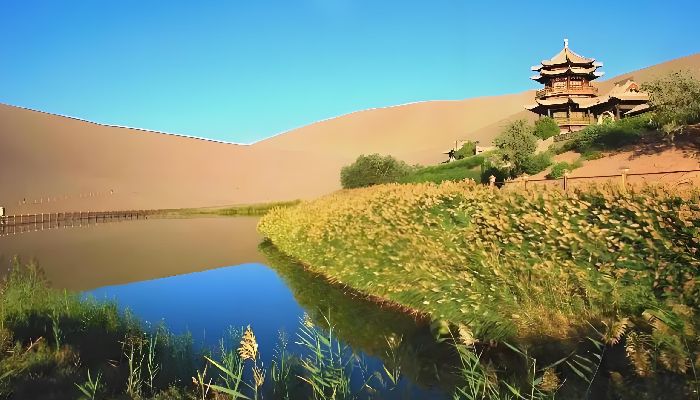 Mingsha Mountain & Crescent Lake
