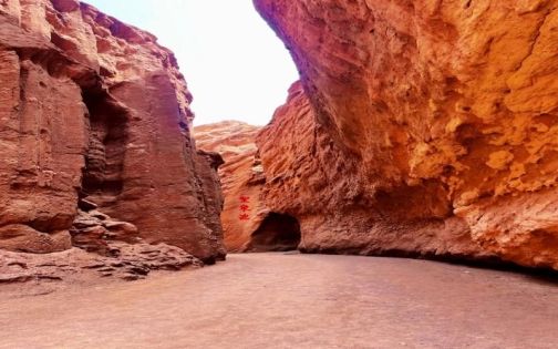 Kizil River Grand Canyon