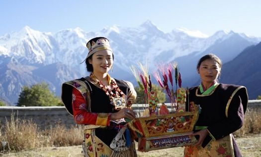 Gongbu New Year in Nyingchi: A Rare Opportunity to Experience Local Tibetan New Year Traditions