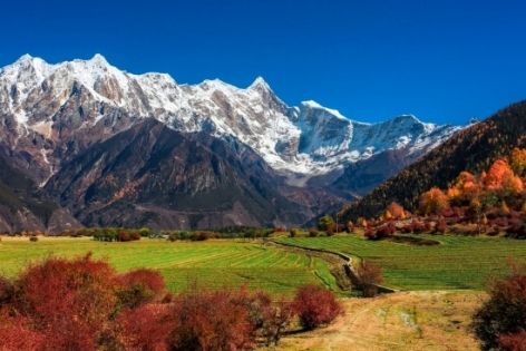 Best Time to Visit Mount Namjagbarwa: Seasons, Visibility Rates, and Golden Viewing Hours