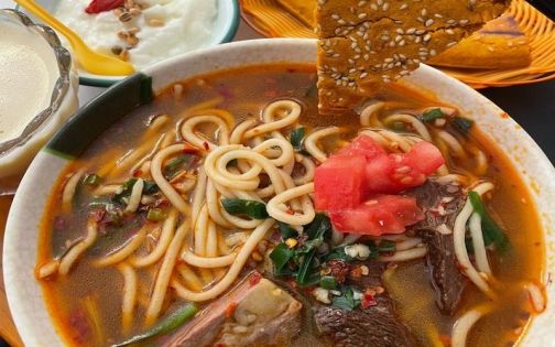 A Feast on the Snowy Plateau: Complete Tibet Travel Food Guide