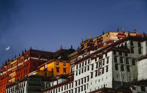 What are Restrictions for Foreigners Traveling to Tibet? 2026 Latest Policy Analysis